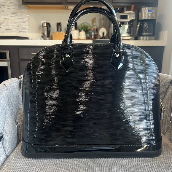 Louis Vuitton Alma Electric black MM - Picture 2 of 12